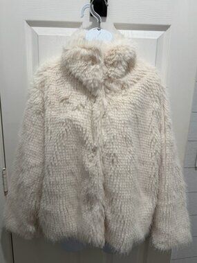 Sans Souci Cream Faux Fur Jacket- size M